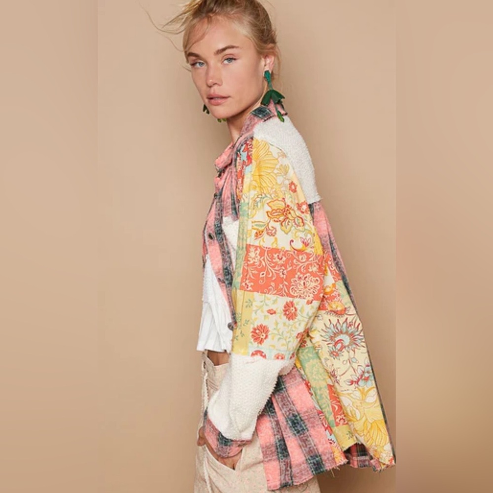 NWOT POL MULTI BUTTON DOWN SHACKET - image 4